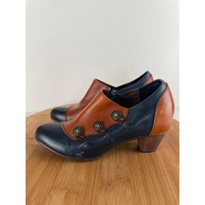 L'Artiste Spring Step Navy Tan Leather Hand Painted Button Booties Shoes Size 41